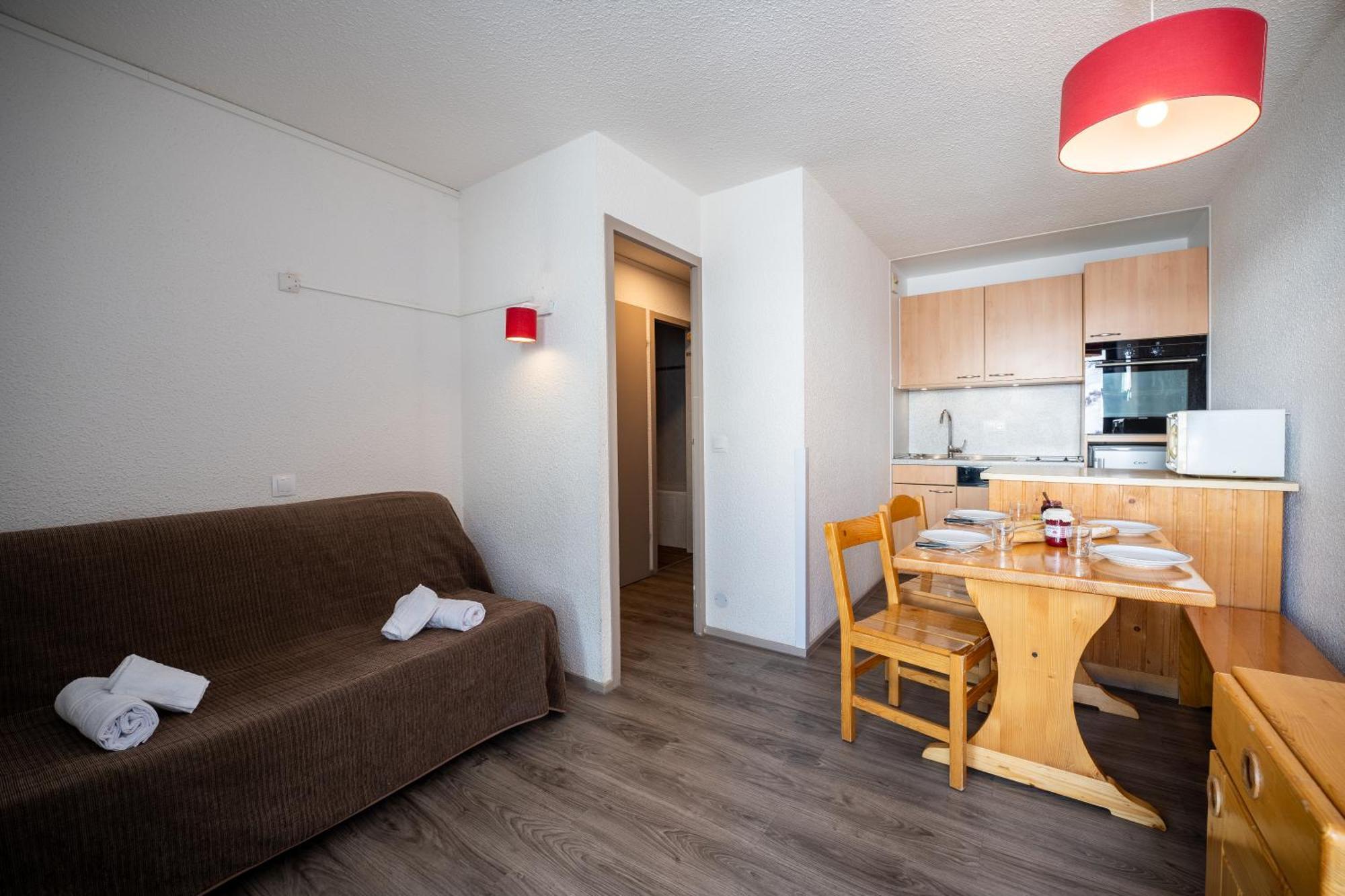Azureva Les Menuires Aparthotel Saint-Martin-de-Belleville Exterior foto