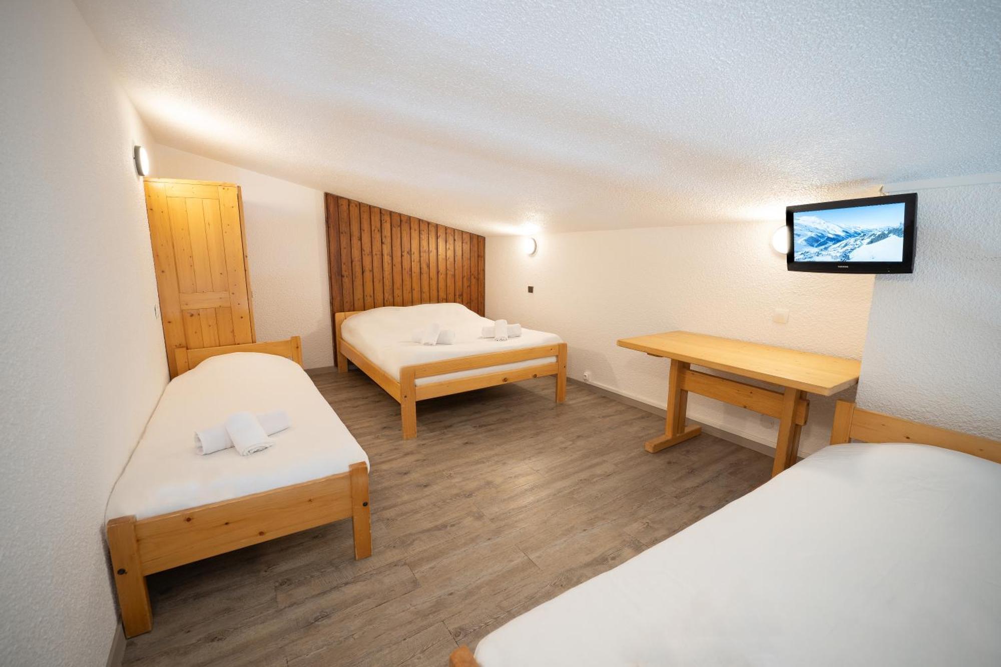 Azureva Les Menuires Aparthotel Saint-Martin-de-Belleville Exterior foto